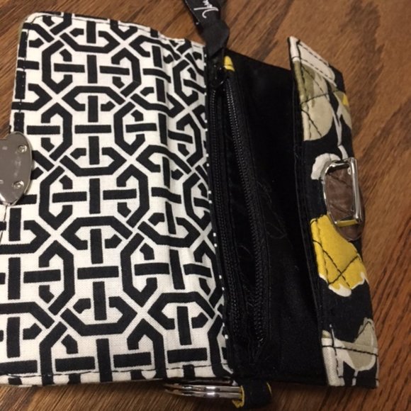 Vera Bradley Key Chain/ID Holder/and Card--Change Lock Wallet - Picture 8 of 10